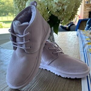 UGG Neumel Boot Women’s size 8  - new without box or tags
